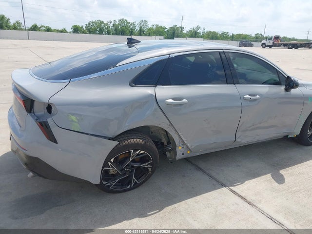 KNAG64J7XS5313589 KIA K5 Gt-line