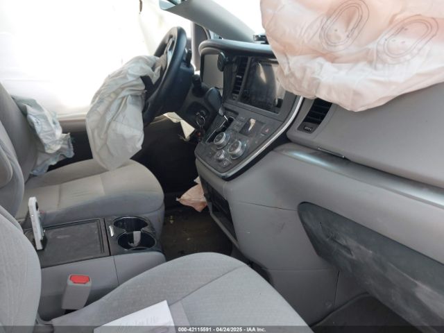 5TDKK3DC4GS701298 Toyota Sienna Le 8 Passenger
