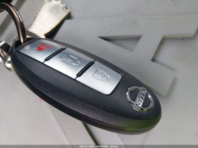 JN8AF5MV4ET355897 Nissan Juke Sl