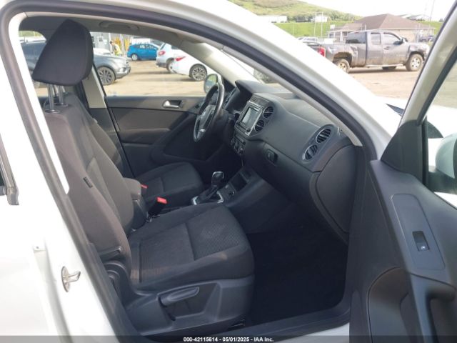 WVGBV7AX1HK048813 Volkswagen Tiguan 2.0t/2.0t S