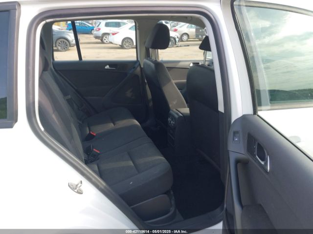 WVGBV7AX1HK048813 Volkswagen Tiguan 2.0t/2.0t S
