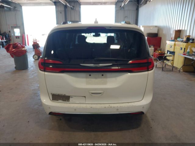 2C4RC1FG2NR162279 Chrysler Pacifica Touring
