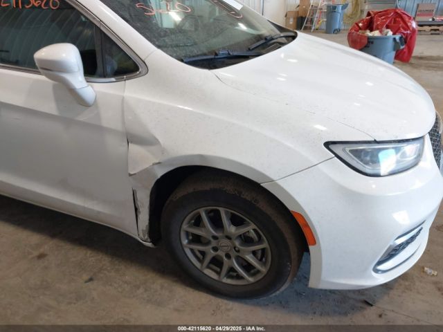 2C4RC1FG2NR162279 Chrysler Pacifica Touring