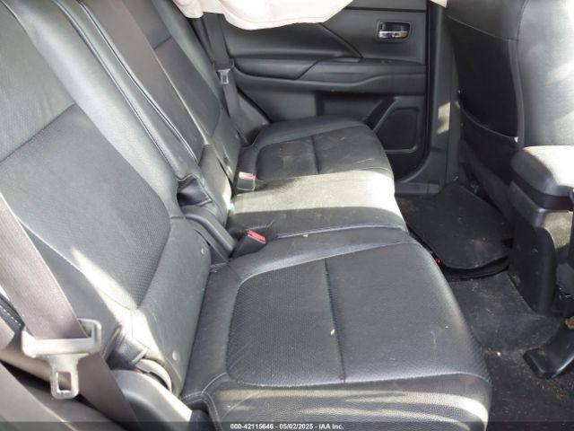 JA4AZ3A38HZ049291 Mitsubishi Outlander Sel
