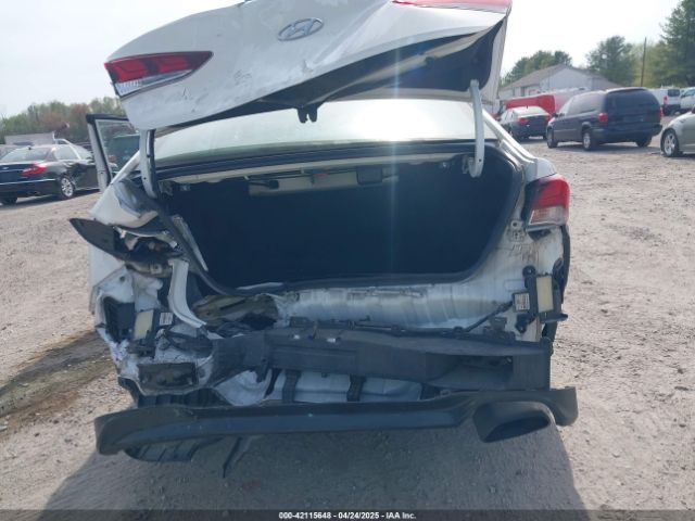 5NPE24AF3JH625975 Hyundai SONATA SE