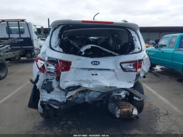 5XYPGDA55LG696963 KIA Sorento 3.3l S