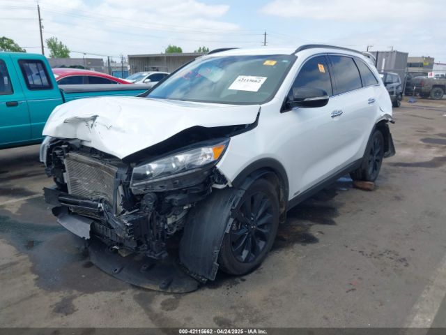 5XYPGDA55LG696963 KIA Sorento 3.3l S