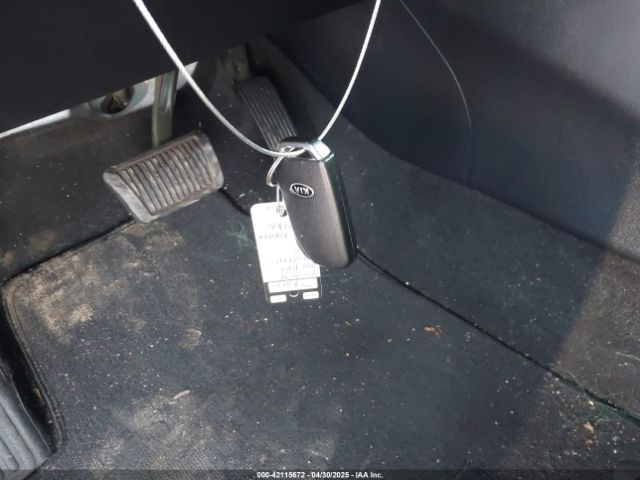KNDJ63AU7L7118662 KIA Soul Gt-line