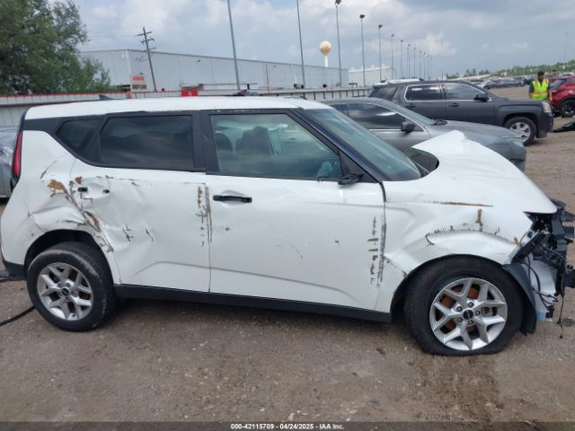 KNDJ23AU2P7851980 KIA SOUL LX