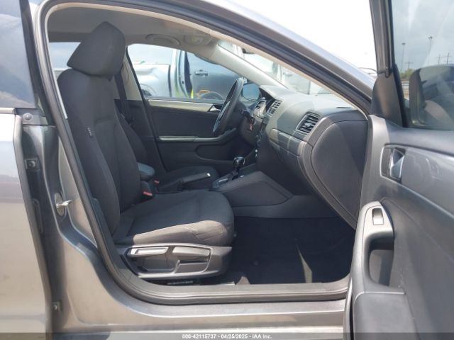 3VWD17AJ7FM286172 Volkswagen Jetta 1.8t Se