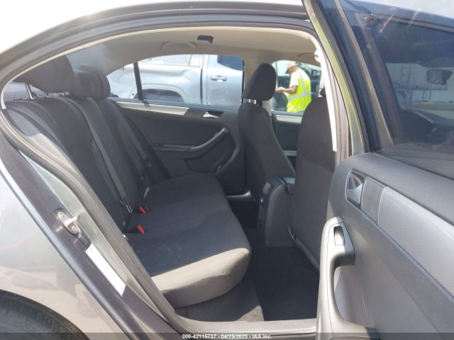 3VWD17AJ7FM286172 Volkswagen Jetta 1.8t Se