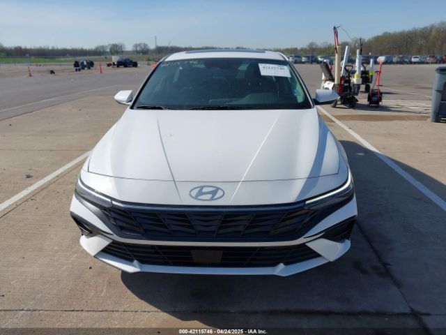 KMHLS4DG7RU646823 Hyundai ELANTRA SEL