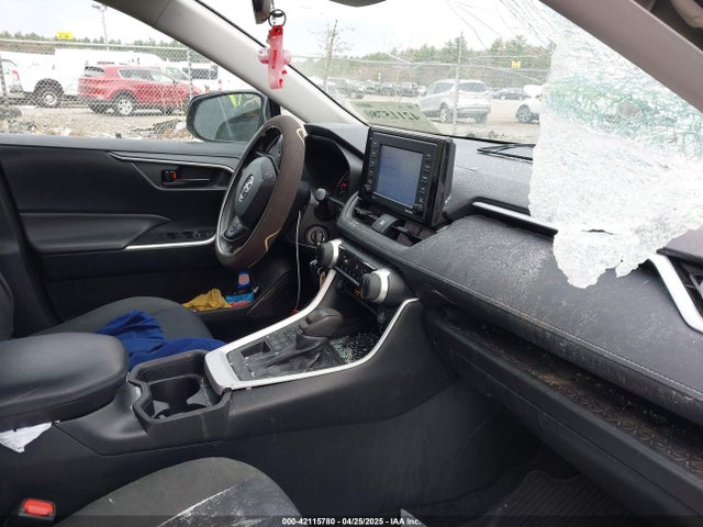 Toyota RAV4 LE 2021 2T3F1RFV7MC242074 Image 5