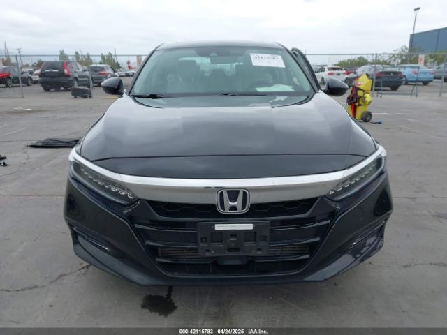 1HGCV1F90JA032874 Honda Accord Touring