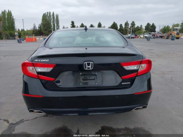 1HGCV1F90JA032874 Honda Accord Touring