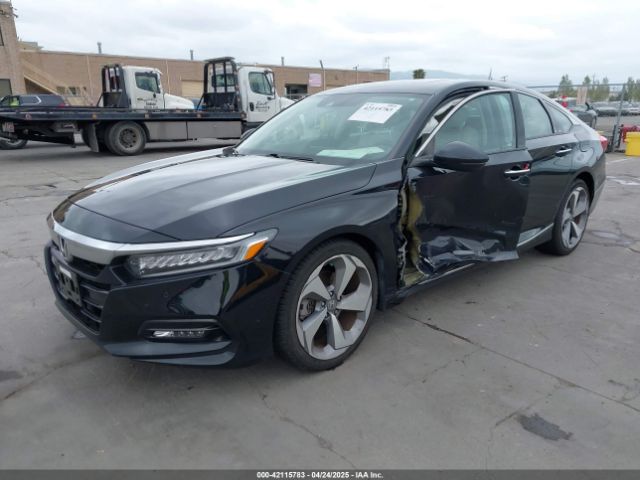 1HGCV1F90JA032874 Honda Accord Touring