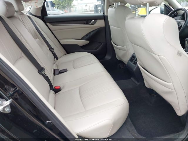 1HGCV1F90JA032874 Honda Accord Touring