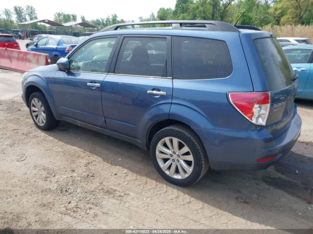 2011 SUBARU FORESTER JF2SHADC8BH761845 Photo 2