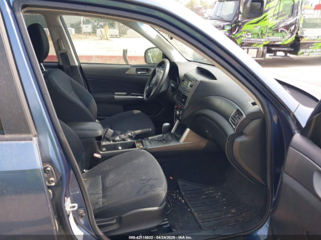 2011 SUBARU FORESTER JF2SHADC8BH761845 Photo 4