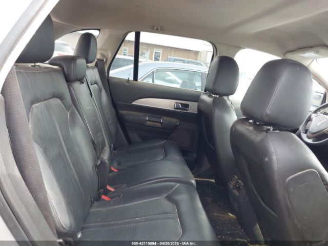 2LMDJ6JK7EBL07477 Lincoln MKX
