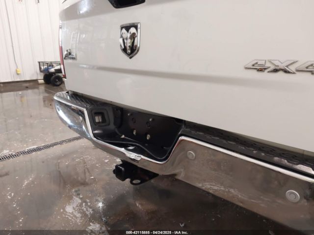 1C6RR7LG9HS674458 RAM 1500 Big Horn  4x4 5'7 Box