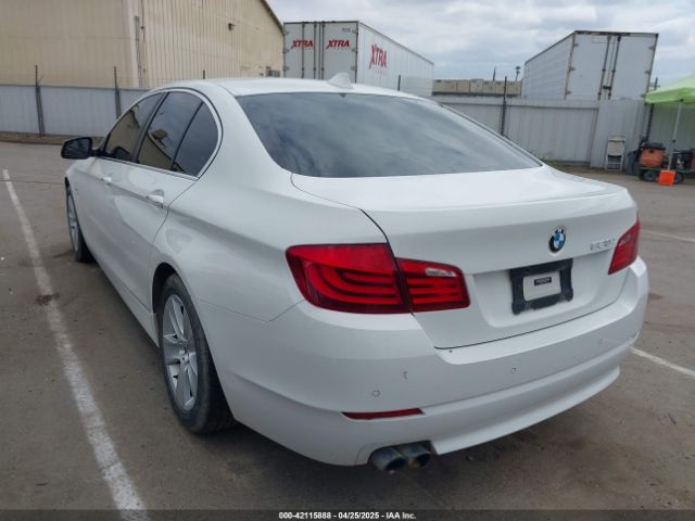 2012 BMW 528I WBAXG5C57CDW85672 Photo 2