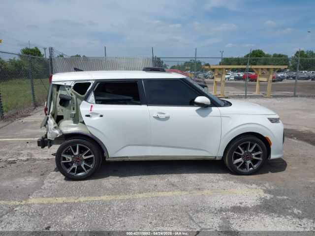 KNDJ63AU2N7166959 KIA Soul Gt-line