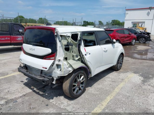 KNDJ63AU2N7166959 KIA Soul Gt-line