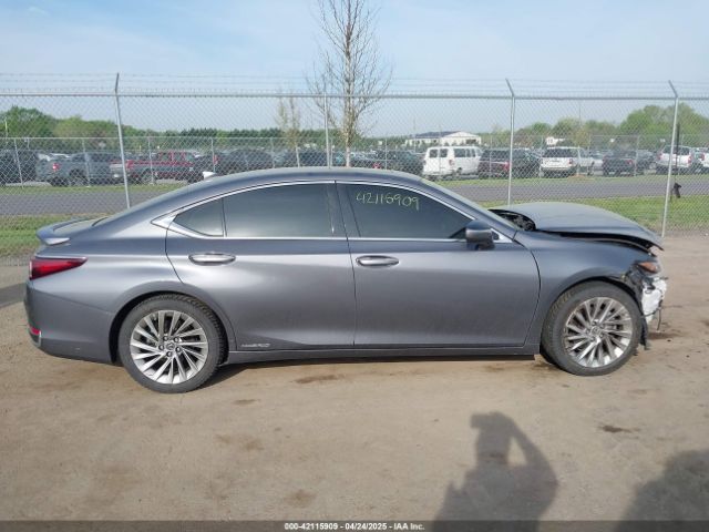 58AEA1C13MU005774 Lexus Es 300h Luxury