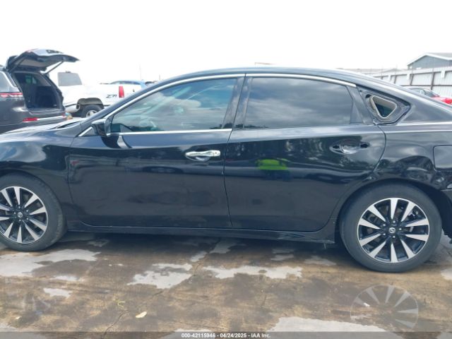 1N4AL3AP8JC195666 Nissan Altima 2.5 Sv