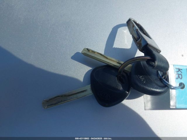 KNADM5A34F6490988 KIA RIO LX
