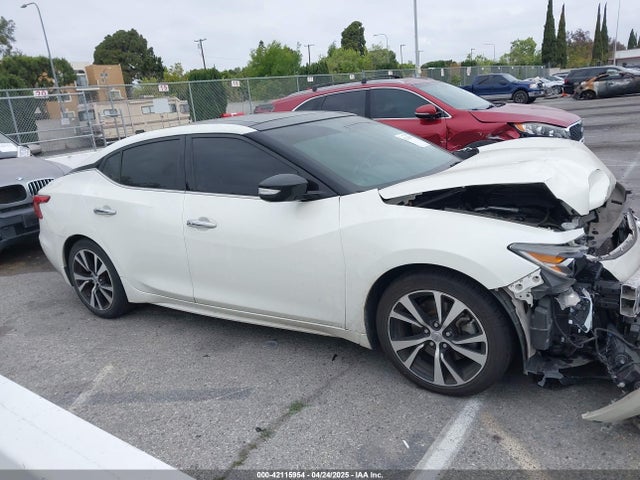 1N4AA6AP9JC399142 Nissan 2018