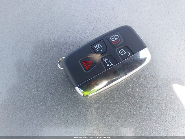 SAJAK4BV1HA966878 Jaguar Xe 35t Prestige
