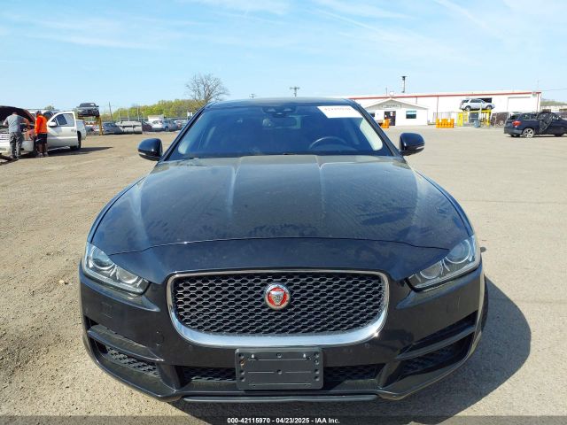 SAJAK4BV1HA966878 Jaguar Xe 35t Prestige