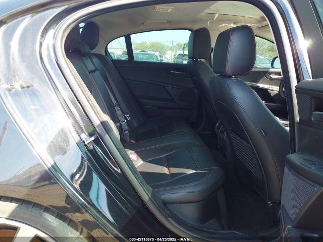 SAJAK4BV1HA966878 Jaguar Xe 35t Prestige