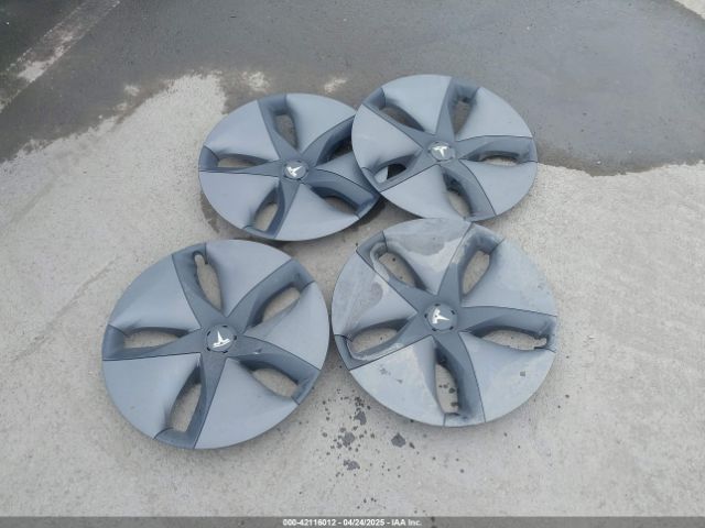5YJ3E1EAXJF160783 Tesla Model 3 Long Range/mid Range