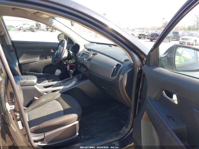 KNDPBCAC7G7879484 KIA Sportage Lx