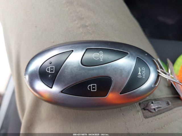 KM8HB3AB8SU224753 Hyundai Kona Sel