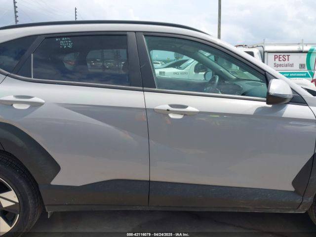 KM8HB3AB8SU224753 Hyundai Kona Sel
