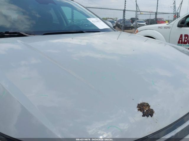 KM8HB3AB8SU224753 Hyundai Kona Sel
