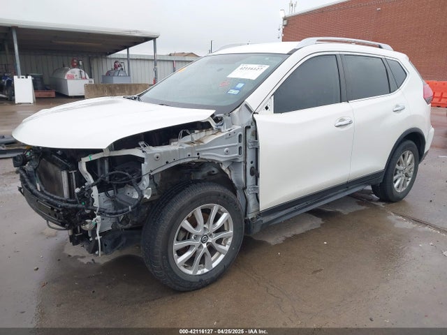 JN8AT2MT1HW130474 Nissan ROGUE SV