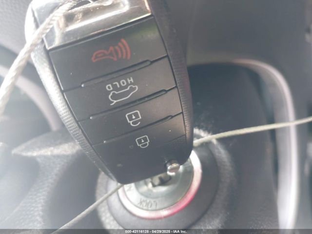 KNDJP3A58J7580568 KIA SOUL +