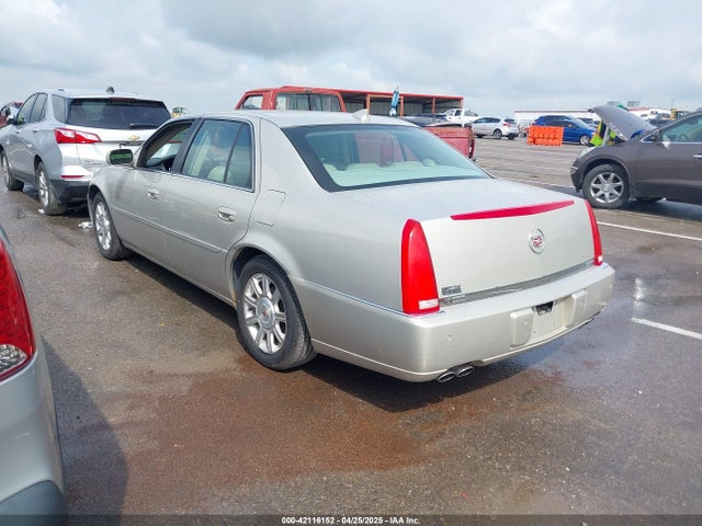 2009 CADILLAC DTS 1G6KD57Y19U127449 Photo 2