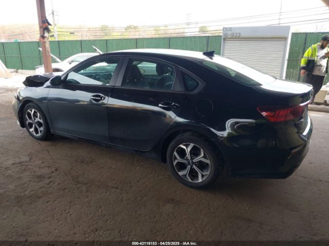 3KPF24ADXKE103885 KIA Forte Lxs
