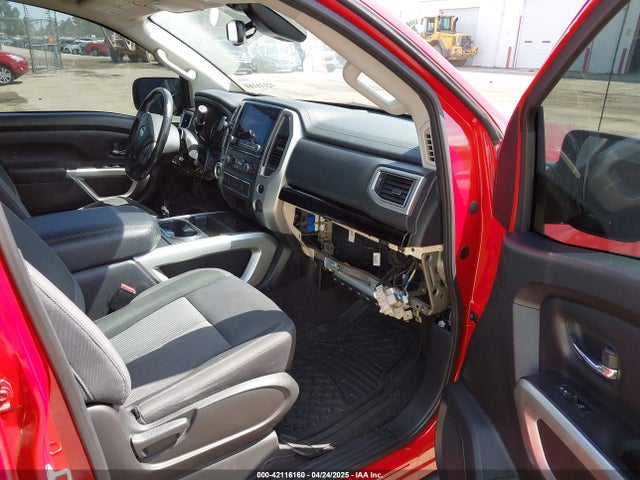 1N6AA1EF1MN519827 Nissan Titan Sv 4x2