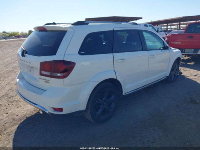 3C4PDCGG3JT475783 Dodge Journey Crossroad
