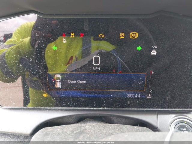 KL77LKE21RC086696 Chevrolet lih