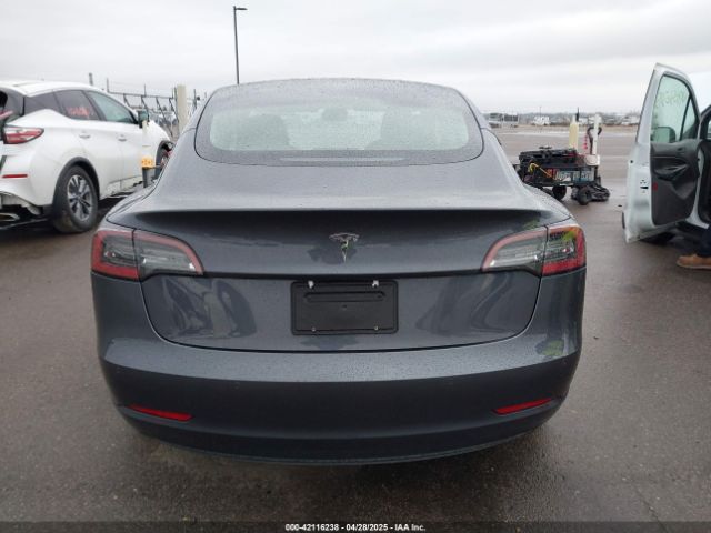 5YJ3E1EA6NF238465 Tesla MODEL 3