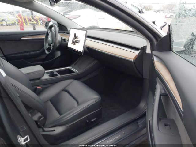 5YJ3E1EA6NF238465 Tesla MODEL 3