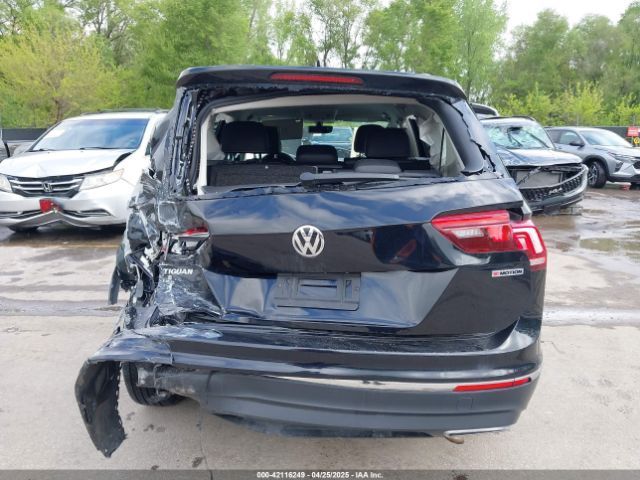 3VV2B7AX9MM045580 Volkswagen Tiguan 2.0t Se/2.0t Se R-line Black/2.0t Sel